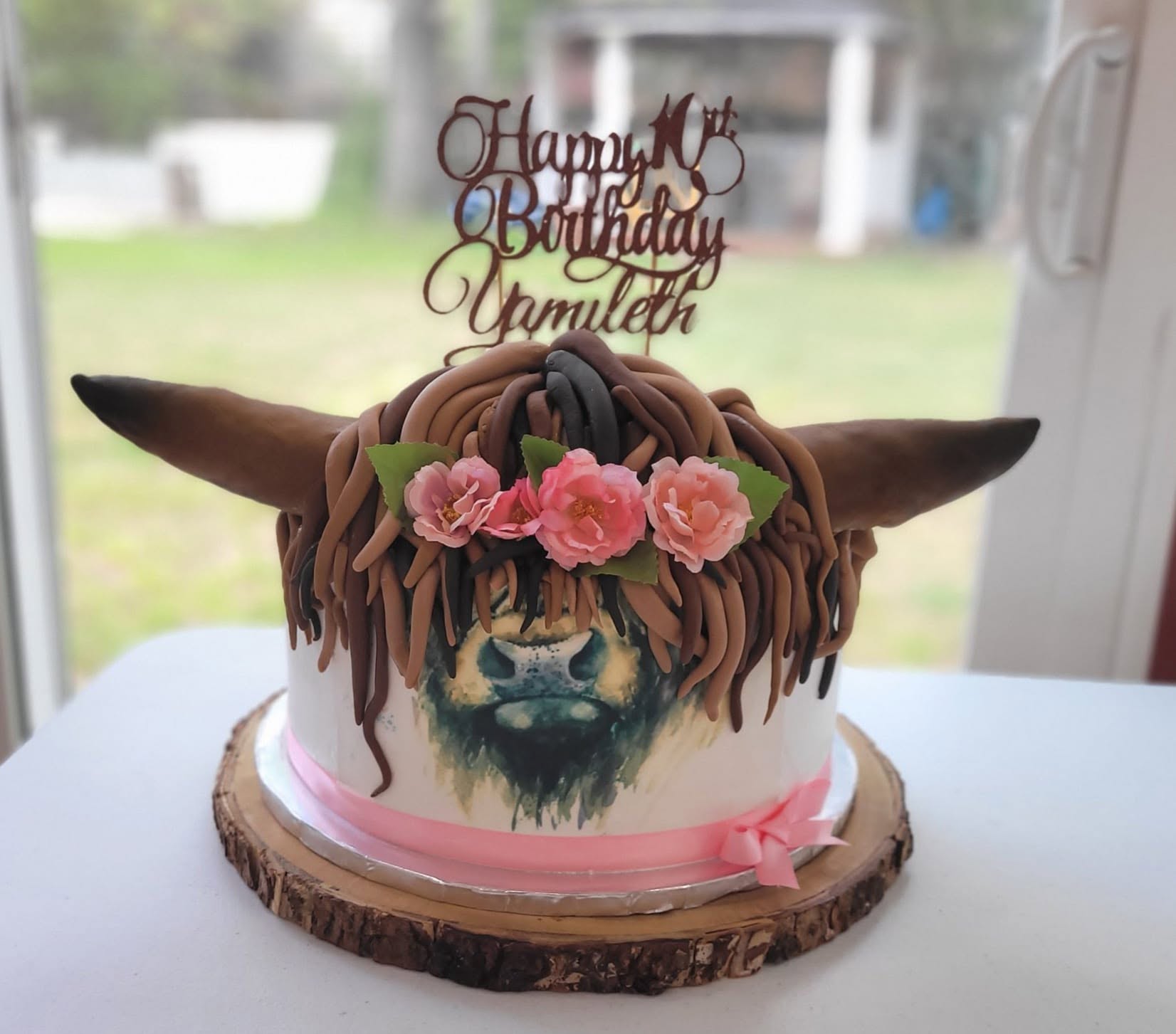 Highland cow fondant birthday cake for Yamileth